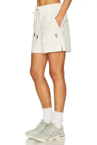 Moncler Grenoble Shorts | Thumbnail 3 Moncler Grenoble Shorts | Thumbnail 3