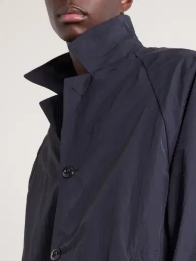 A Kind Of Guise Serrara Mac Recycled Taffeta Coat - Men | Thumbnail 5 A Kind Of Guise Serrara Mac Recycled Taffeta Coat - Men | Thumbnail 5