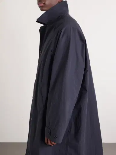 A Kind Of Guise Serrara Mac Recycled Taffeta Coat - Men | Thumbnail 6 A Kind Of Guise Serrara Mac Recycled Taffeta Coat - Men | Thumbnail 6