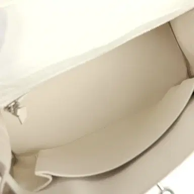 HERMÈS Hermes Kelly Retourne 25 Creme Chantilly Matte Crocodile Palladium Hardware | Thumbnail 8 HERMÈS Hermes Kelly Retourne 25 Creme Chantilly Matte Crocodile Palladium Hardware | Thumbnail 8