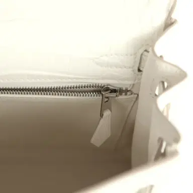 HERMÈS Hermes Kelly Retourne 25 Creme Chantilly Matte Crocodile Palladium Hardware | Thumbnail 9 HERMÈS Hermes Kelly Retourne 25 Creme Chantilly Matte Crocodile Palladium Hardware | Thumbnail 9