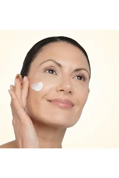 Valmont V-Lift Cream | Thumbnail 2 Valmont V-Lift Cream | Thumbnail 2