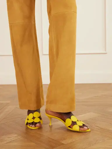 Manolo Blahnik Haribalmu 50 Leather Mules | Thumbnail 2 Manolo Blahnik Haribalmu 50 Leather Mules | Thumbnail 2