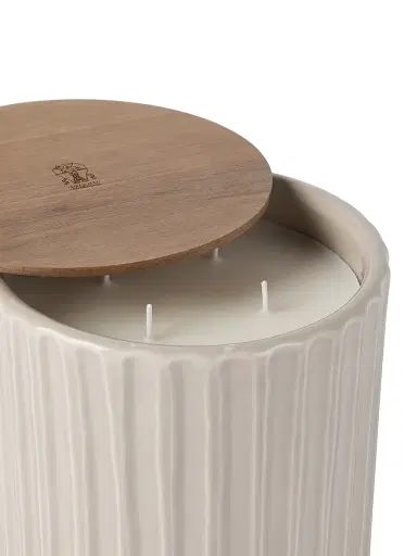 Brunello Cucinelli Large Scented Candle in Ridged Ceramic Vessel with Walnut Wood Lid - Beige | Thumbnail 6 Brunello Cucinelli Large Scented Candle in Ridged Ceramic Vessel with Walnut Wood Lid - Beige | Thumbnail 6