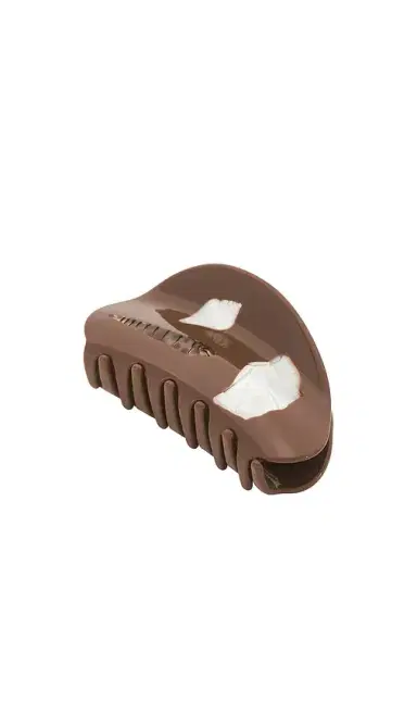 Casa Clara Conch Hair Clip | Thumbnail 1 Casa Clara Conch Hair Clip | Thumbnail 1