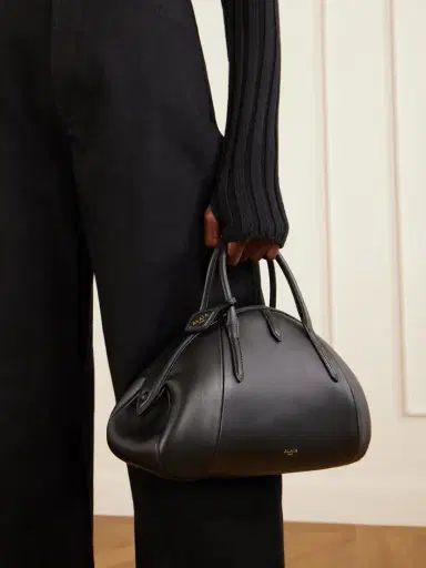 Alaïa Leather Shoulder Bag | Thumbnail 2 Alaïa Leather Shoulder Bag | Thumbnail 2
