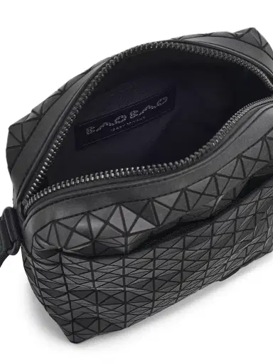 BAO BAO ISSEY MIYAKE Men's KURO Voyager Crossbody Bag - Matte Black | Thumbnail 4 BAO BAO ISSEY MIYAKE Men's KURO Voyager Crossbody Bag - Matte Black | Thumbnail 4