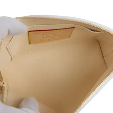 Louis Vuitton Louis Vuitton X Takashi Murakami Cosmetic Pouch PM White Multicolored Monogram Gold Hardware | Thumbnail 6 Louis Vuitton Louis Vuitton X Takashi Murakami Cosmetic Pouch PM White Multicolored Monogram Gold Hardware | Thumbnail 6
