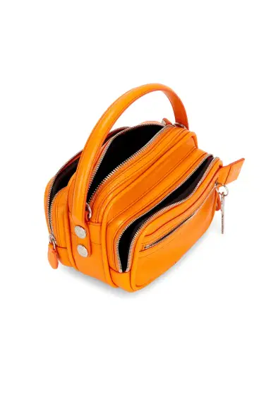 Acne Studios Camero Kit V Bag | Thumbnail 6 Acne Studios Camero Kit V Bag | Thumbnail 6