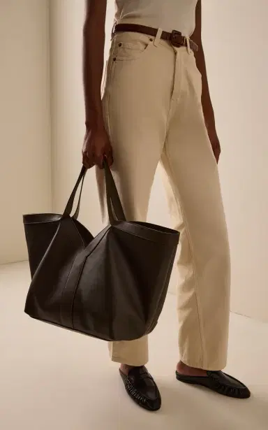 Saint Laurent Large Y Leather Tote Bag | Thumbnail 2 Saint Laurent Large Y Leather Tote Bag | Thumbnail 2