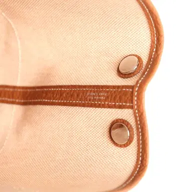 HERMÈS Hermes Garden Party Neo 23 Beige-Ecru Toile H Canvas and Gold Negonda Palladium Hardware | Thumbnail 8 HERMÈS Hermes Garden Party Neo 23 Beige-Ecru Toile H Canvas and Gold Negonda Palladium Hardware | Thumbnail 8