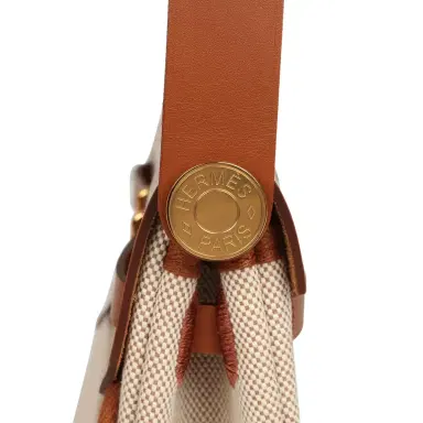 HERMÈS Hermes Herbag Zip 20 Mini Ecru and Beige Toile H Canvas and Fauve Vache Hunter Gold Hardware | Thumbnail 8 HERMÈS Hermes Herbag Zip 20 Mini Ecru and Beige Toile H Canvas and Fauve Vache Hunter Gold Hardware | Thumbnail 8