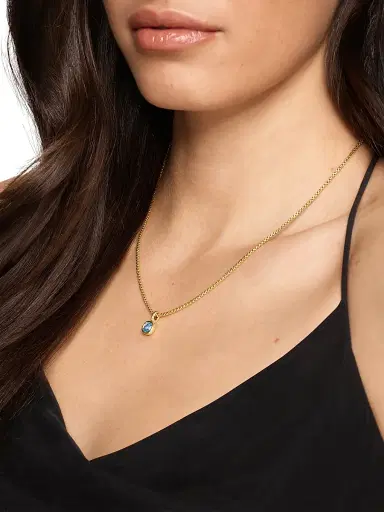 David Yurman Women's Mini Cushion Cut Amulet in 18K Yellow Gold - Sky Blue Topaz | Thumbnail 2 David Yurman Women's Mini Cushion Cut Amulet in 18K Yellow Gold - Sky Blue Topaz | Thumbnail 2