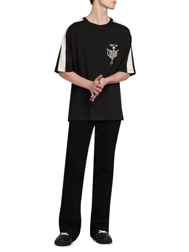 Versace Jeans Couture Men's Logo Relaxed-Fit T-Shirt | Thumbnail 2 Versace Jeans Couture Men's Logo Relaxed-Fit T-Shirt | Thumbnail 2
