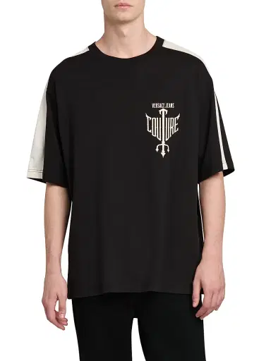Versace Jeans Couture Men's Logo Relaxed-Fit T-Shirt | Thumbnail 3 Versace Jeans Couture Men's Logo Relaxed-Fit T-Shirt | Thumbnail 3