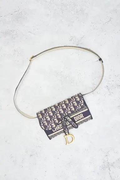 dior Dior Oblique Slim Saddle Pouch | Thumbnail 4 dior Dior Oblique Slim Saddle Pouch | Thumbnail 4