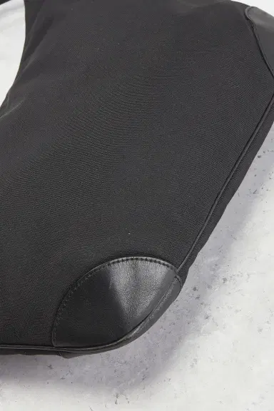 FWRD Renew Gucci Clasp Hobo Bag | Thumbnail 11 FWRD Renew Gucci Clasp Hobo Bag | Thumbnail 11
