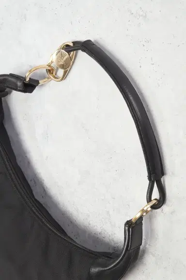 FWRD Renew Gucci Clasp Hobo Bag | Thumbnail 9 FWRD Renew Gucci Clasp Hobo Bag | Thumbnail 9
