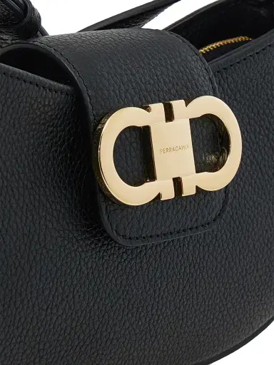 FERRAGAMO Women's Gabry Leather Shoulder Bag - Nero | Thumbnail 5 FERRAGAMO Women's Gabry Leather Shoulder Bag - Nero | Thumbnail 5