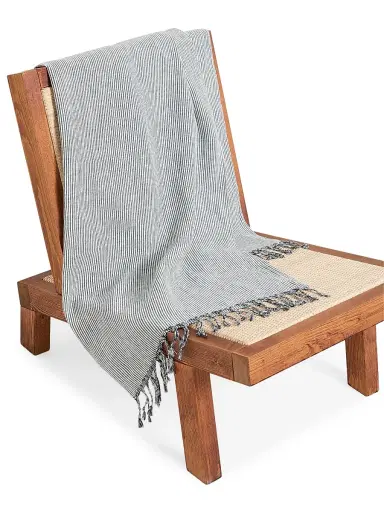 Brunello Cucinelli Striped Linen Lightweight Throw with Fringe | Thumbnail 3 Brunello Cucinelli Striped Linen Lightweight Throw with Fringe | Thumbnail 3