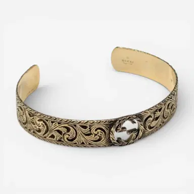 Gucci Gucci Interlocking GG 18K Yellow Gold Logo Engraved Cuff Bracelet YBA5798940010 - L (7 by The Solist | Thumbnail 4 Gucci Gucci Interlocking GG 18K Yellow Gold Logo Engraved Cuff Bracelet YBA5798940010 - L (7 by The Solist | Thumbnail 4