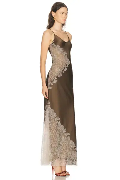 ALEJANDRA ALONSO ROJAS Amal Lace Gown | Thumbnail 2 ALEJANDRA ALONSO ROJAS Amal Lace Gown | Thumbnail 2
