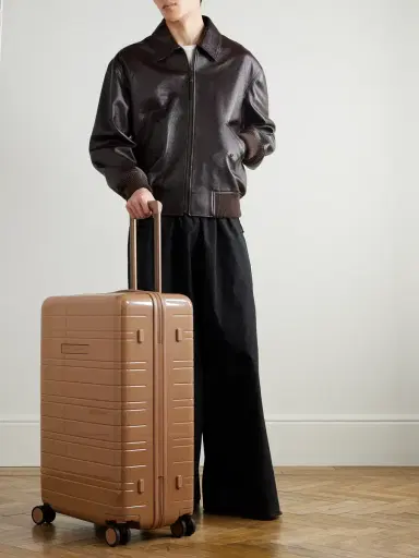 Horizn Studios H7 Essential Hardshell Check-In Suitcase - Men | Thumbnail 2 Horizn Studios H7 Essential Hardshell Check-In Suitcase - Men | Thumbnail 2