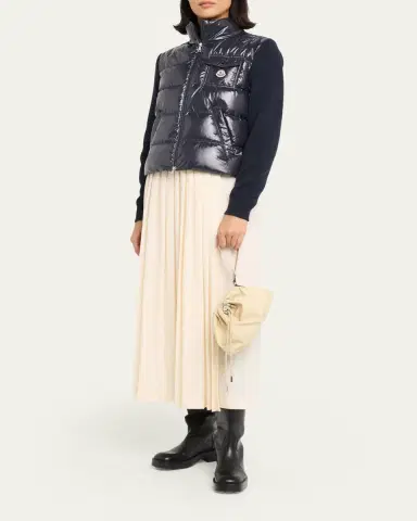 Moncler Trick Pouch Bag with Wrist Strap | Thumbnail 5 Moncler Trick Pouch Bag with Wrist Strap | Thumbnail 5