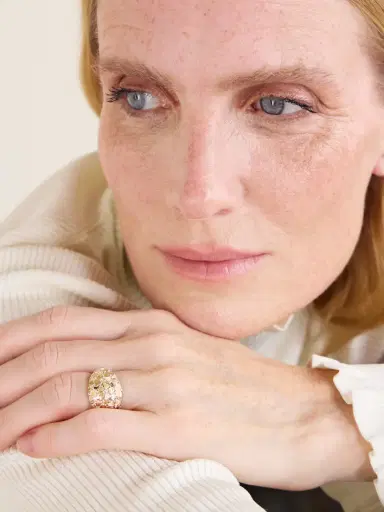 Yvonne Léon Bague Dôme Fleurie 9-karat Yellow And White Gold Diamond Ring | Thumbnail 2 Yvonne Léon Bague Dôme Fleurie 9-karat Yellow And White Gold Diamond Ring | Thumbnail 2