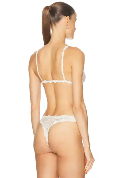 Skims Stretch Lace Triangle Bralette | Thumbnail 3 Skims Stretch Lace Triangle Bralette | Thumbnail 3