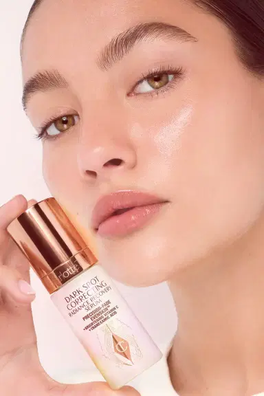 Charlotte Tilbury Dark Spot Correcting Hydration Revival Duo | Thumbnail 8 Charlotte Tilbury Dark Spot Correcting Hydration Revival Duo | Thumbnail 8