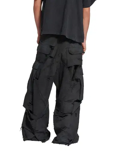 Balenciaga Men's Distressed Large Cargo Pants | Thumbnail 5 Balenciaga Men's Distressed Large Cargo Pants | Thumbnail 5