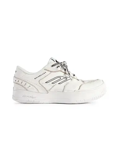 Balenciaga Women's Hamptons Platform Sneakers - White | Thumbnail 1 Balenciaga Women's Hamptons Platform Sneakers - White | Thumbnail 1