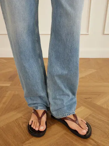 Gucci Embellished Leather Sandals | Thumbnail 2 Gucci Embellished Leather Sandals | Thumbnail 2