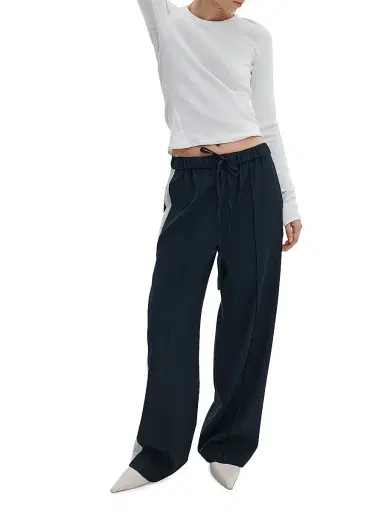 rag & bone Women's The Essential Rib-Knit Long-Sleeve Crewneck T-Shirt - White | Thumbnail 2 rag & bone Women's The Essential Rib-Knit Long-Sleeve Crewneck T-Shirt - White | Thumbnail 2