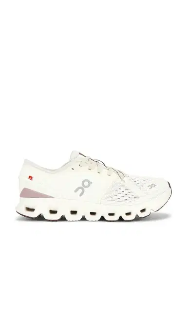 On Cloud X 4 W Sneaker | Thumbnail 1 On Cloud X 4 W Sneaker | Thumbnail 1