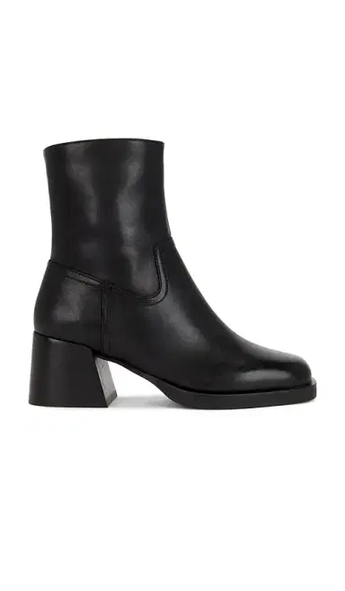 Steve Madden Latches Boots | Thumbnail 1 Steve Madden Latches Boots | Thumbnail 1