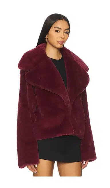 superdown x Emma Leger Willow Faux Fur Coat | Thumbnail 2 superdown x Emma Leger Willow Faux Fur Coat | Thumbnail 2