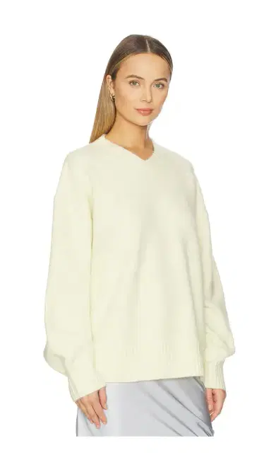 SEROYA Alejandra Sweater | Thumbnail 2 SEROYA Alejandra Sweater | Thumbnail 2