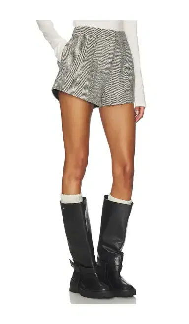 ASTR The Label Sorine Shorts | Thumbnail 2 ASTR The Label Sorine Shorts | Thumbnail 2