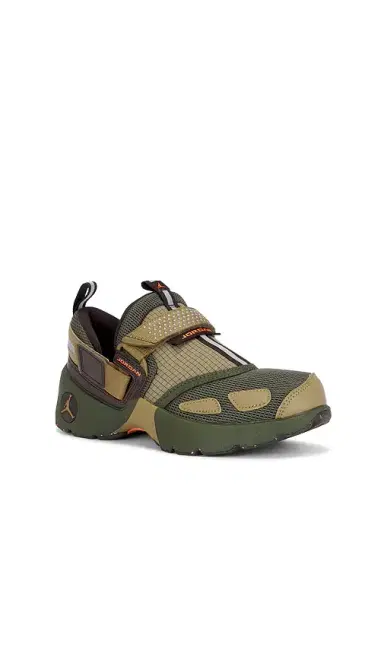 Jordan Trunner LX Sneaker | Thumbnail 2 Jordan Trunner LX Sneaker | Thumbnail 2