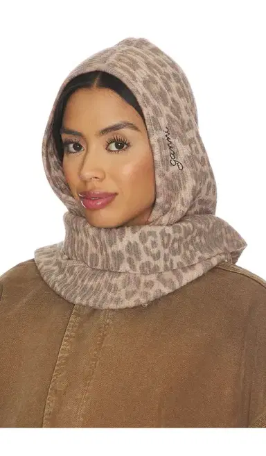 Ganni Graphic Wool Knit Balaclava | Thumbnail 1 Ganni Graphic Wool Knit Balaclava | Thumbnail 1