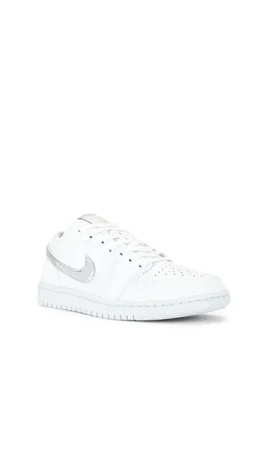 Jordan Air Jordan 1 Low SE Sneaker | Thumbnail 2 Jordan Air Jordan 1 Low SE Sneaker | Thumbnail 2