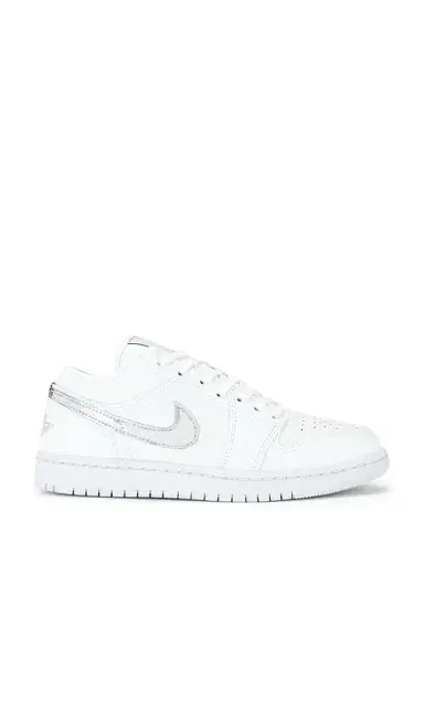 Jordan Air Jordan 1 Low SE Sneaker | Thumbnail 1 Jordan Air Jordan 1 Low SE Sneaker | Thumbnail 1