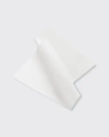 Clé de Peau Beauté Makeup Cleansing Towelettes, 50 ct. | Thumbnail 2 Clé de Peau Beauté Makeup Cleansing Towelettes, 50 ct. | Thumbnail 2