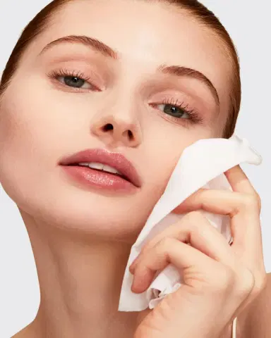 Clé de Peau Beauté Makeup Cleansing Towelettes, 50 ct. | Thumbnail 5 Clé de Peau Beauté Makeup Cleansing Towelettes, 50 ct. | Thumbnail 5