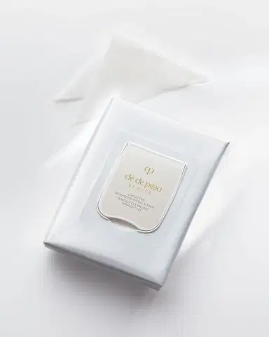 Clé de Peau Beauté Makeup Cleansing Towelettes, 50 ct. | Thumbnail 8 Clé de Peau Beauté Makeup Cleansing Towelettes, 50 ct. | Thumbnail 8