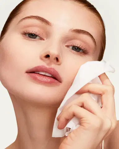 Clé de Peau Beauté Makeup Cleansing Towelettes, 50 ct. | Thumbnail 9 Clé de Peau Beauté Makeup Cleansing Towelettes, 50 ct. | Thumbnail 9