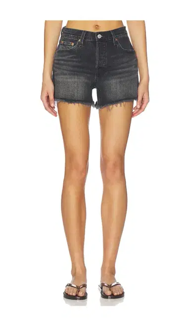 Levi's 501 Curve Short | Thumbnail 1 Levi's 501 Curve Short | Thumbnail 1