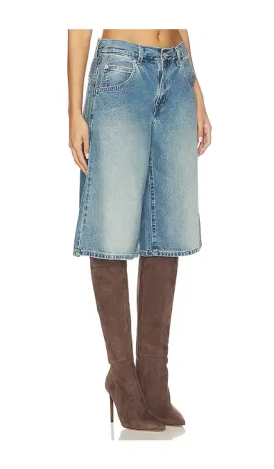 LEVI'S Super Baggy Jort | Thumbnail 2 LEVI'S Super Baggy Jort | Thumbnail 2